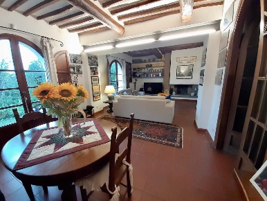 Foto Villa unifamiliare a San Giuliano Terme Rigoli, Molina di Quosa