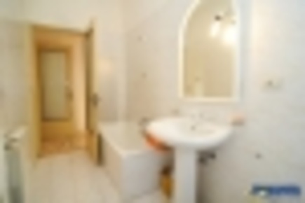 Foto Appartamento in via Francesco Laurana, Catania di 110 m² con 4 locali