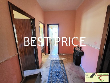 Foto Appartamento in via sirio, Agrigento di 110 m² con 6 locali in vendita