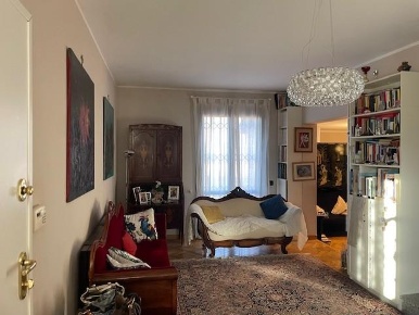 Foto Villa bifamiliare a San Giuliano Terme Ghezzano di 200 m² con 6 locali