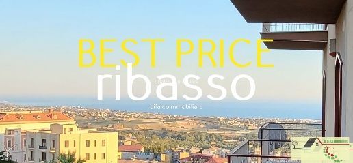 Foto Appartamento in via cesare battisti, Agrigento di 120 m² con 6 locali