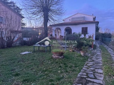 Foto Villa unifamiliare a San Giuliano Terme Pontasserchio, Pappiana