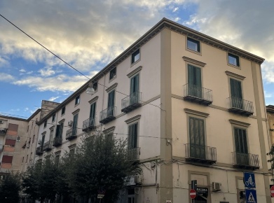 Foto Appartamento in Via cesare battisti, Cuneo di 120 m² con 3 locali