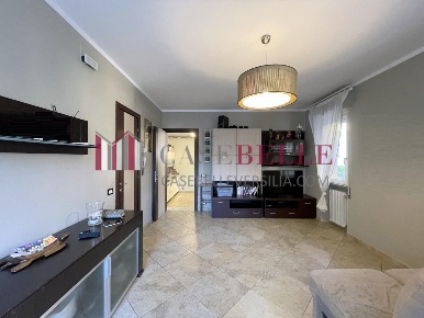 Foto Villa a schiera a Camaiore Camaiore Paese di 120 m² con 5 locali