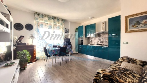 Foto Appartamento in Via Arturo Toscanini, Rosignano Marittimo di 80 m²