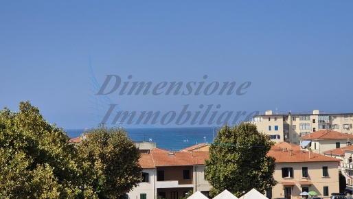 Foto Appartamento in Piazza Monte alla Rena, Rosignano Marittimo di 63 m²