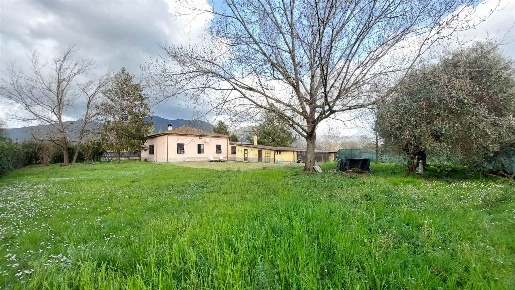 Foto Villa unifamiliare a San Giuliano Terme Colignola, Campo di 187 m²