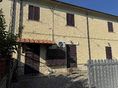 Foto Appartamento a Rosignano Marittimo in vendita