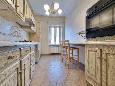 Foto Appartamento a Camaiore Camaiore Paese di 90 m² con 5 locali