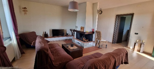 Foto Villa unifamiliare a San Giuliano Terme Colignola, Campo di 206 m²