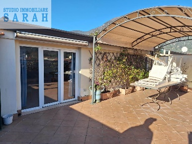 Foto Appartamento in Via Cesare Battisti, Camaiore Camaiore Paese di 110 m²