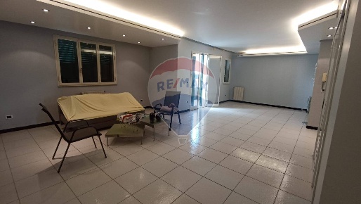 Foto Appartamento in DEI FAGGI, Comiso Centro di 157 m² con 7 locali