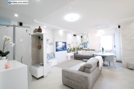 Foto Appartamento in Via Tevere, Termoli Centro di 110 m² con 4 locali