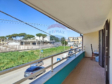 Foto Appartamento a Santa Maria Capua Vetere di 89 m² con 3 locali