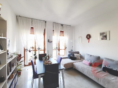 Foto Appartamento in via Giovanni Battista Piatti, Abbiategrasso di 95 m²