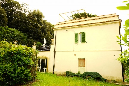 Foto Appartamento a Rosignano Marittimo in vendita