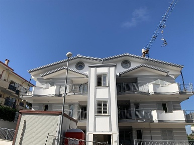 Foto Appartamento in Via dei Pini, Fonte Nuova Tor Lupara di 80 m²