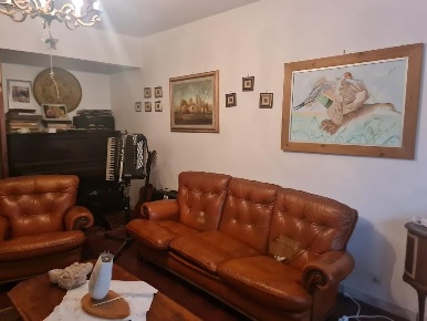 Foto Appartamento a Carrara Marina di Carrara di 106 m² con 4 locali