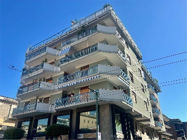 Foto Appartamento in corso V. Emanuele 31, Torre del Greco di 142 m²