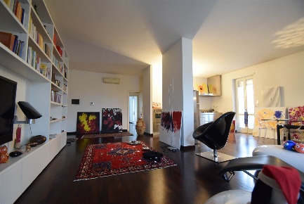 Foto Appartamento a Piacenza Via Taverna - Ospedale di 119 m² con 3 locali