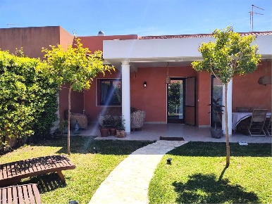 Foto Villa in Via di Torre Testa, Brindisi in vendita