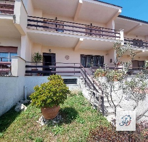 Foto Villa a schiera a Anzio Villa Claudia di 221 m² con 8 locali