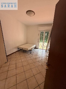 Foto Appartamento in Via Mazzini, Viareggio Centro di 90 m² con 4 locali
