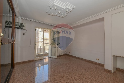 Foto Appartamento in Via Venezia, Comiso Centro di 162 m² con 8 locali