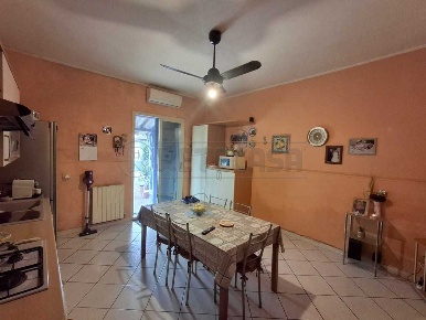 Foto Villa bifamiliare in Salita San DOMENICO, Siracusa Tivoli di 156 m²