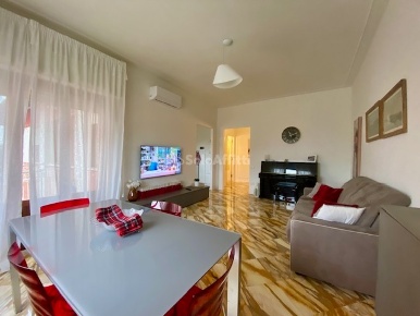 Foto Appartamento in Viale Don Giovanni Minzoni, Siena Stazione di 100 m²