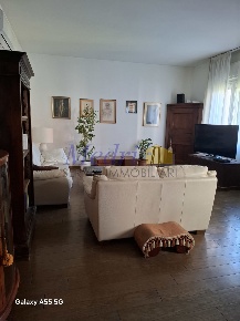 Foto Appartamento a Cesena Centro Storico di 214 m² con 9 locali in vendita