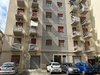 Foto Appartamento in VIA RUGGERO SETTIMO 50, Caltanissetta Centro di 115 m²