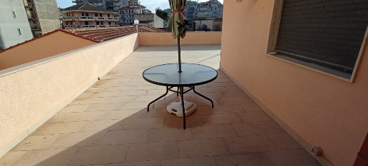 Foto Appartamento a Ragusa di 280 m² con 10 locali in affitto