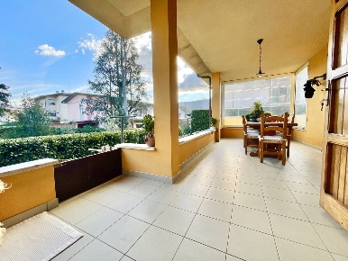 Foto Villa a schiera a Camaiore Caranna di 130 m² con 6 locali in vendita