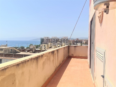 Foto Appartamento a Catanzaro Catanzaro Lido di 90 m² con 4 locali