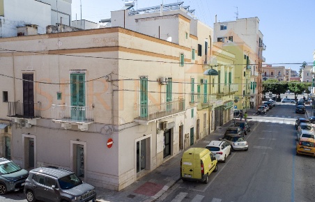 Foto Appartamento in Via Rattazzi 31, Monopoli Centro di 138 m² in vendita