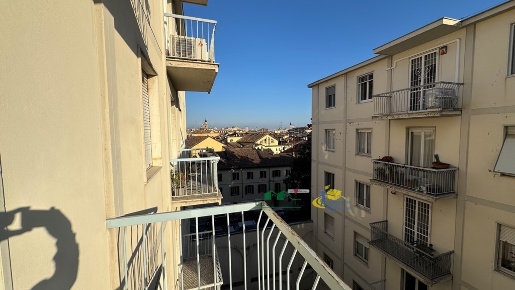 Foto Appartamento in Strada Luigi Carlo Farini 70, Parma Centro Storico