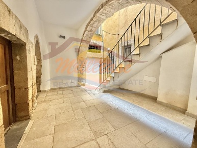 Foto Appartamento in corso matteotti, Siracusa Ortigia di 65 m² in vendita