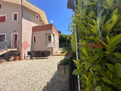Foto Villa bifamiliare in Via Capuana 10, Avezzano Antrosano di 160 m²