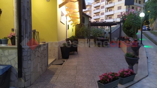 Foto Appartamento in Viale Roma snc, Frosinone Centro di 120 m² in vendita