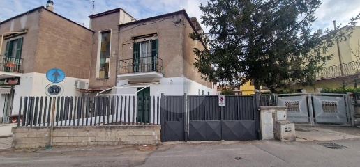 Foto Appartamento in Via della Rosolina, Tivoli in vendita