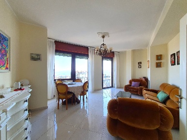 Foto Appartamento in via Edmondo Buccarelli, Catanzaro San Leonardo