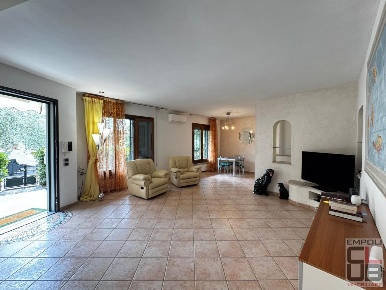 Foto Appartamento a Empoli Serravalle - Tinaia di 180 m² con 6 locali