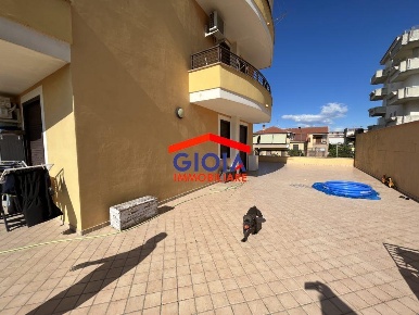Foto Appartamento in Mondragone, Mondragone di 115 m² in vendita
