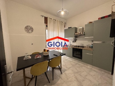 Foto Appartamento a Mondragone di 90 m² in vendita