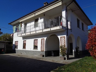 Foto Appartamento a Bra in vendita
