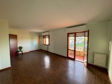 Foto Appartamento a Poggibonsi di 110 m² in vendita