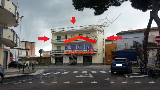 Foto Appartamento in Strada Statale Domiziana, Mondragone di 100 m²