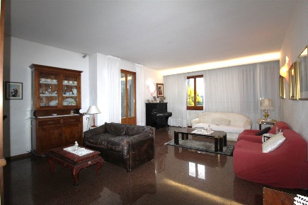 Foto Villa a Poggibonsi in vendita