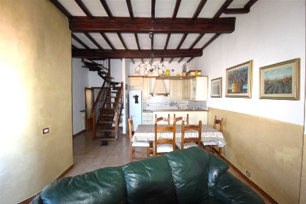 Foto Appartamento a Poggibonsi di 113 m² con 4 locali in vendita